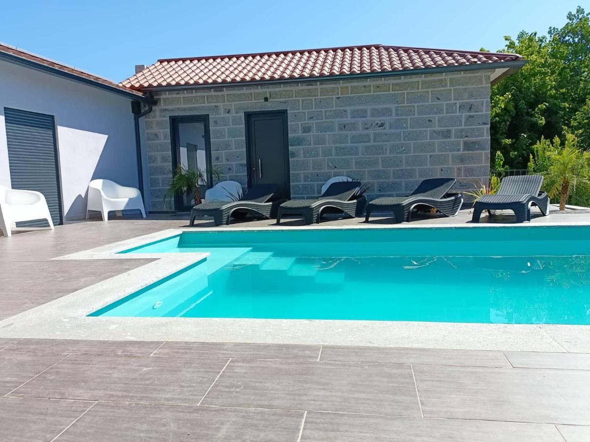 Andreihouse Vila Amares Exterior foto